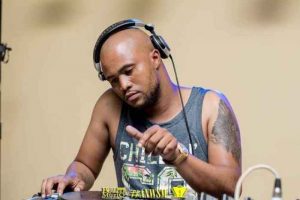 KnightSA89 – Deeper Soulful Sounds Vol. 79 (2Hours MidTempo Mix)